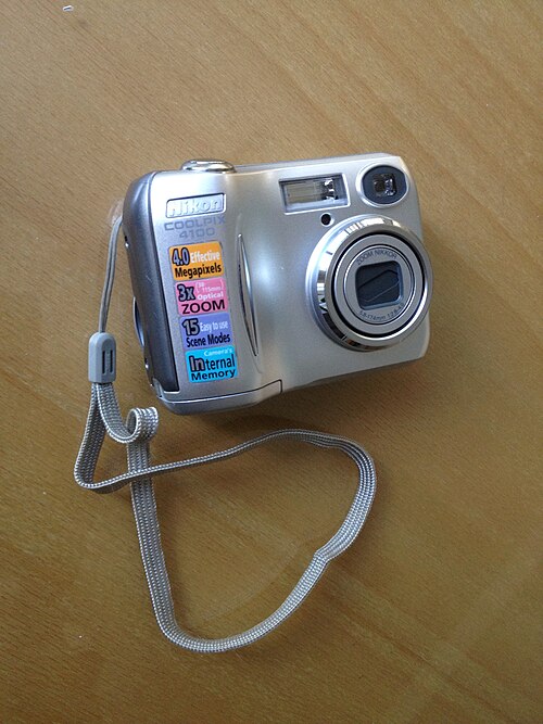 Nikon Coolpix 4100