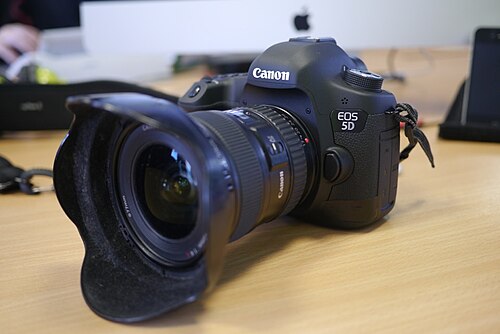 Canon EOS 5D