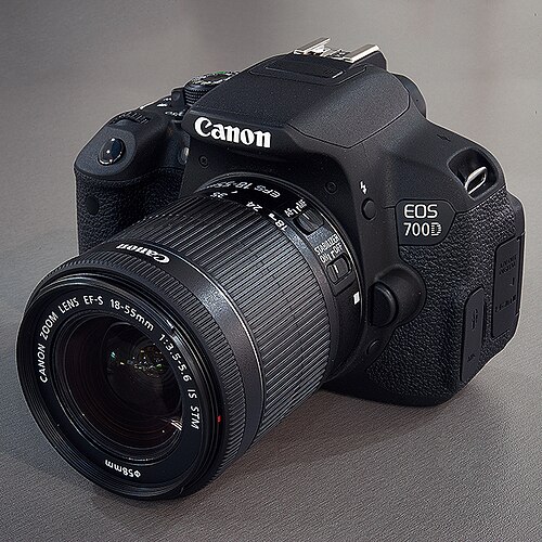 Canon EOS 700D